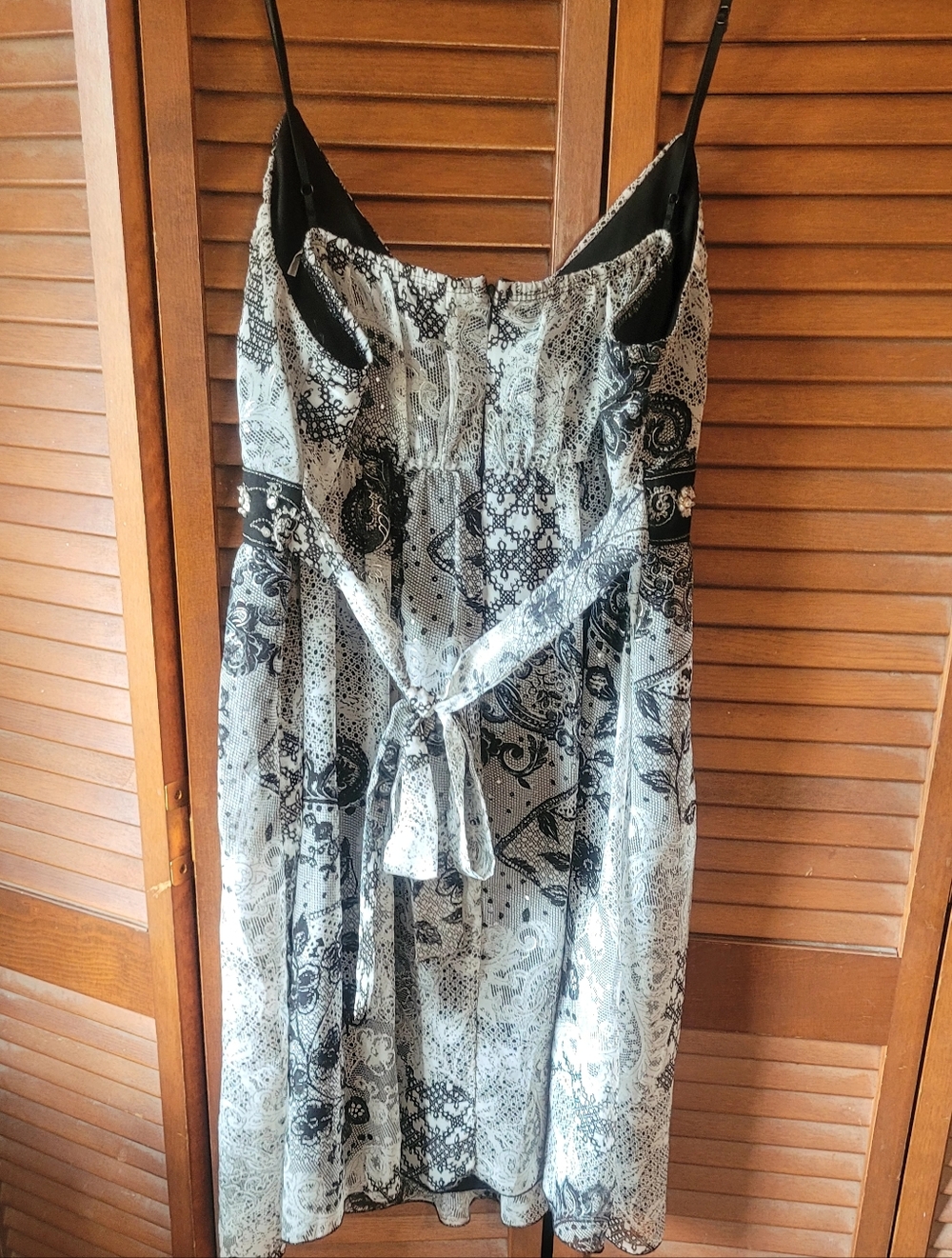 Caren Desiree Baby Doll Dress with Adjustable Spaghetti Straps. Size 14 - Picture 5 of 9